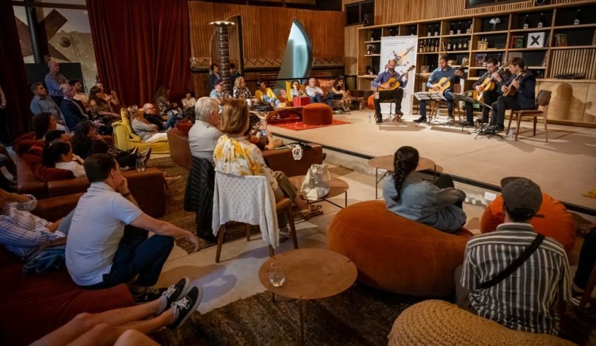 Cuarteto de Guitarras Ecos - Chateau D’Ancon Tupungato